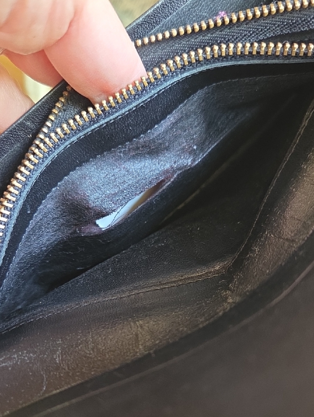 Saint Laurent Embossed Logo Black Leather Clutch Long Wallet - Picture 5 of 14